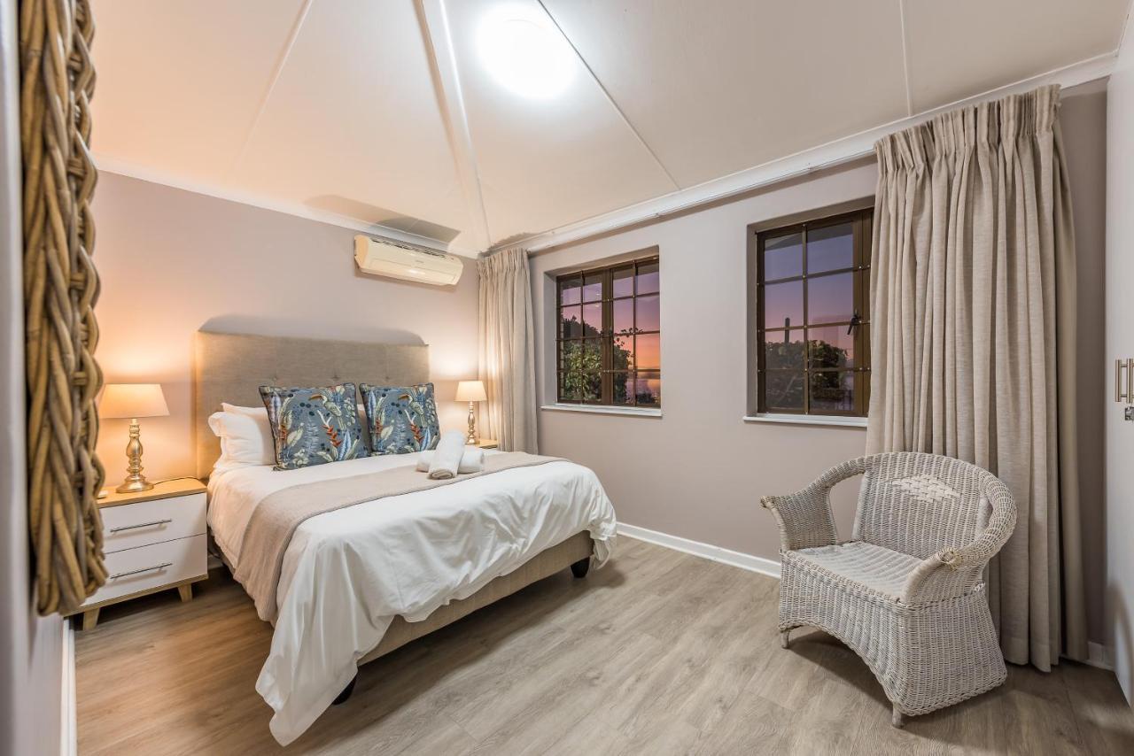 Beacon Wharf , George Hay 1 Holiday Accommodation Mossel Bay Bagian luar foto
